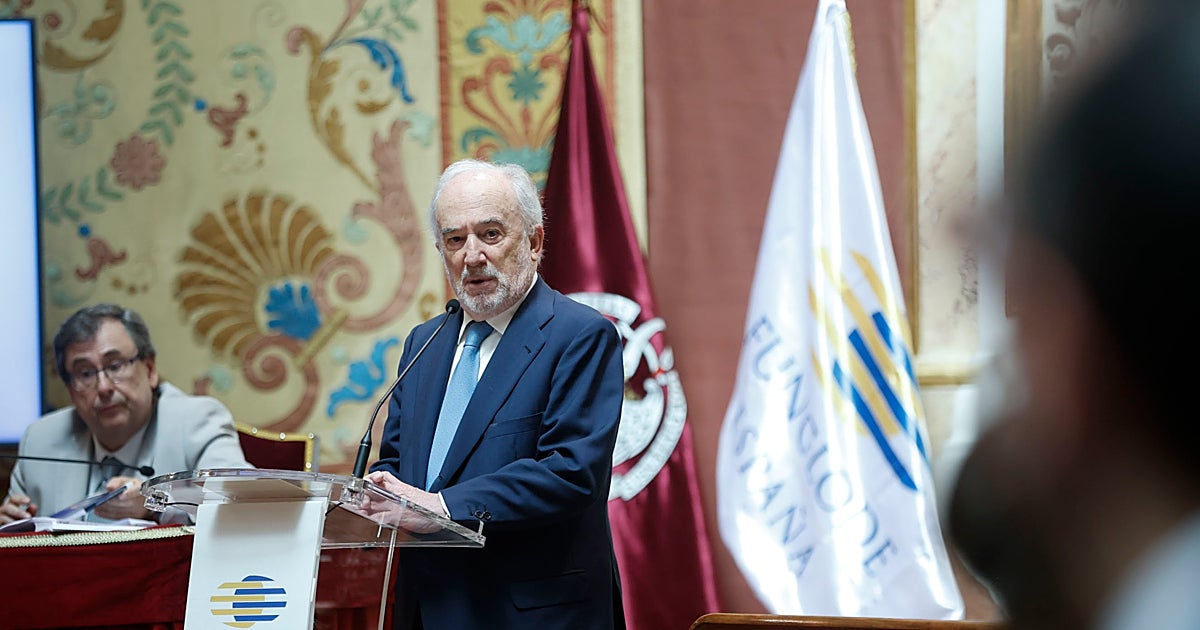 Un cordobés se convierte en el único académico presente en t