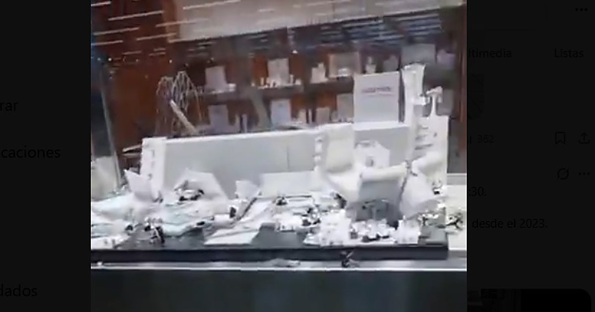 Violento atraco con armas largas en una joyería del centro c