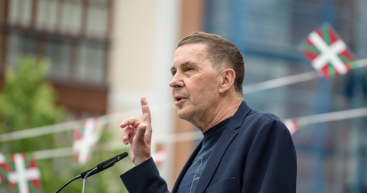 Otegi defiende a Cerdán y fija en la financiación irregular 