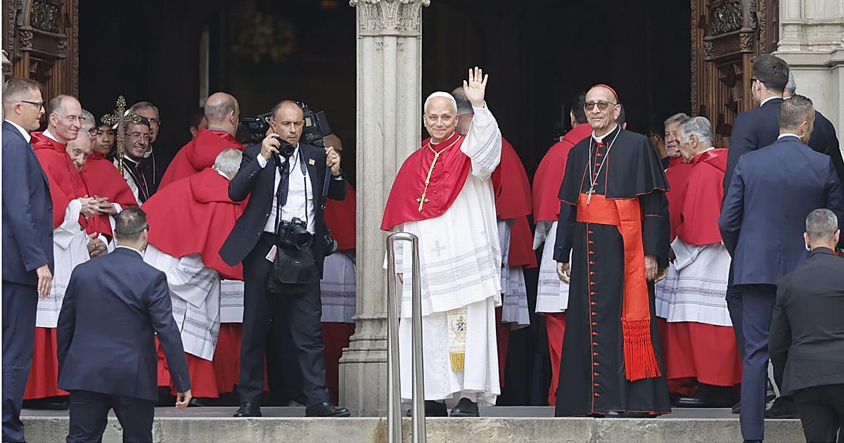 El Papa alterna con fluidez el catalán y el castellano en su