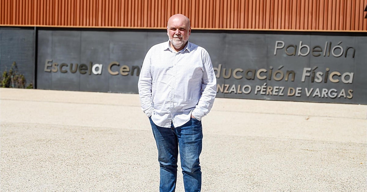 IU Toledo reclama al Patronato vestuarios en la pista de atl