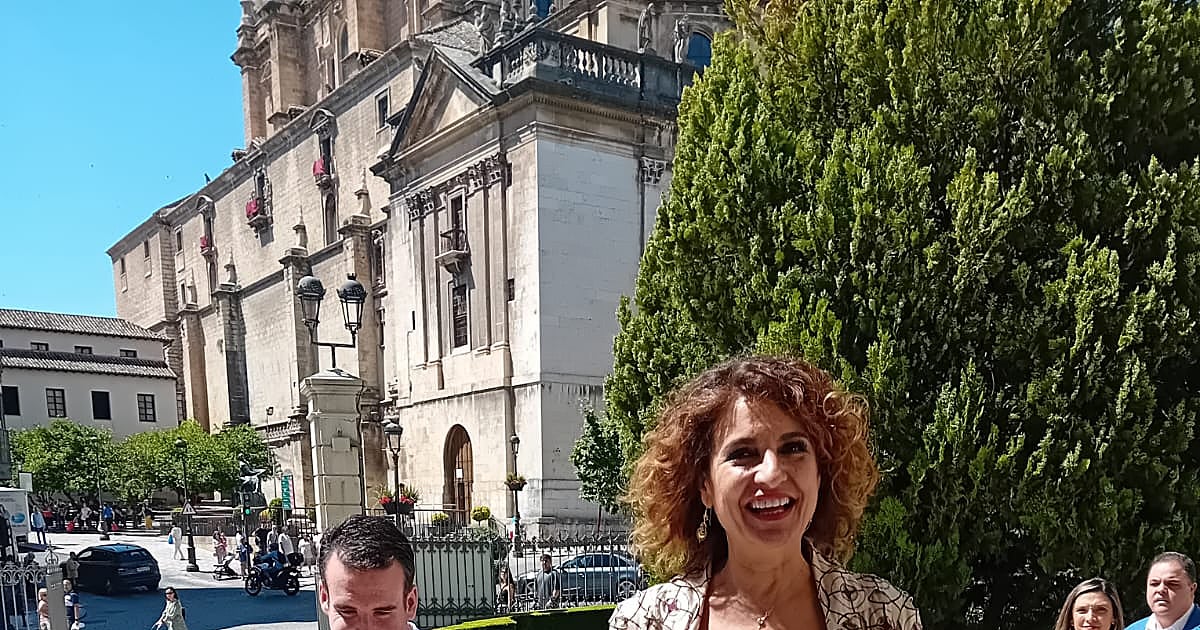 María Jesús Montero pasa de puntillas por los escándalos de 