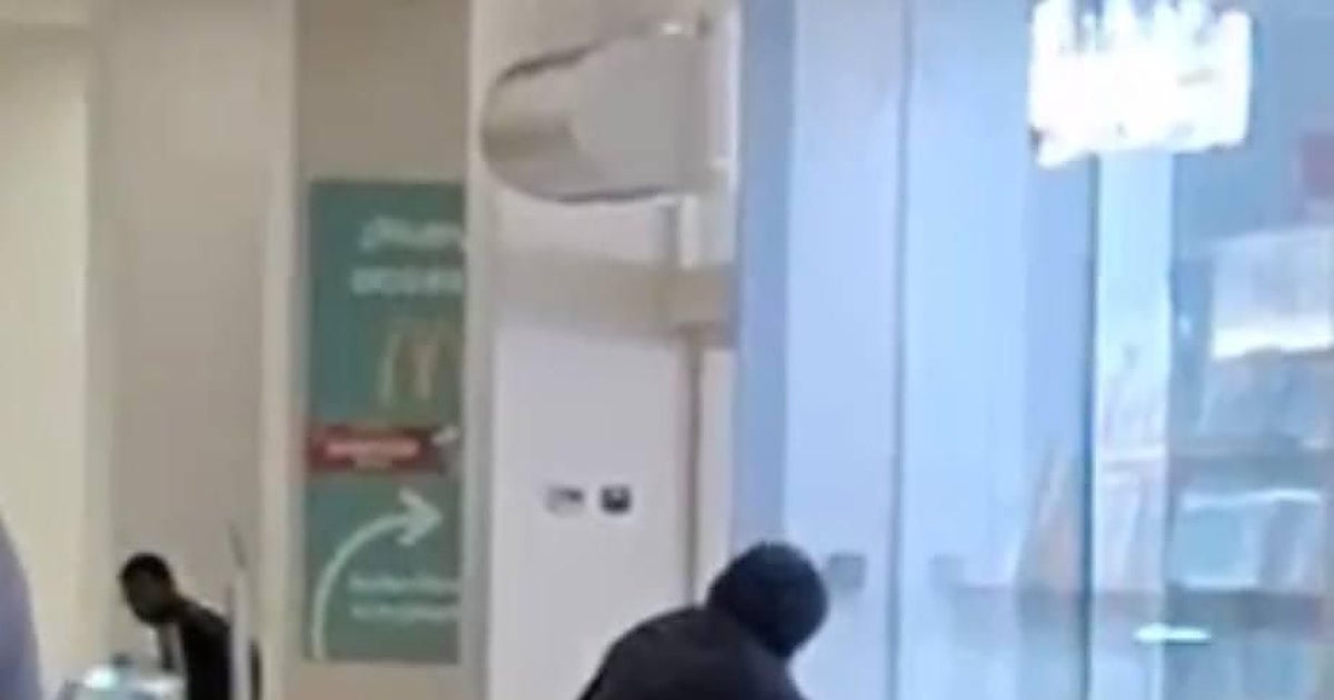 Nuevo atraco en una joyería de la calle de Alcalá, con armas