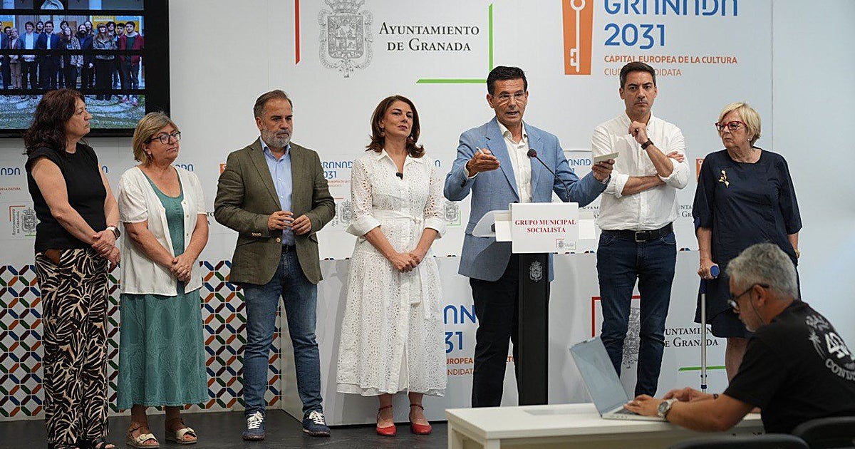 Paco Cuenca, alcalde de Granada en dos ocasiones, deja la po