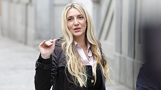 Admitida a trámite una querella de Koldo contra Claudia Montes por injurias y calumnias