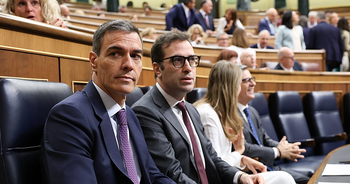 El PSOE se desploma casi cinco puntos en el CIS de Tezanos t