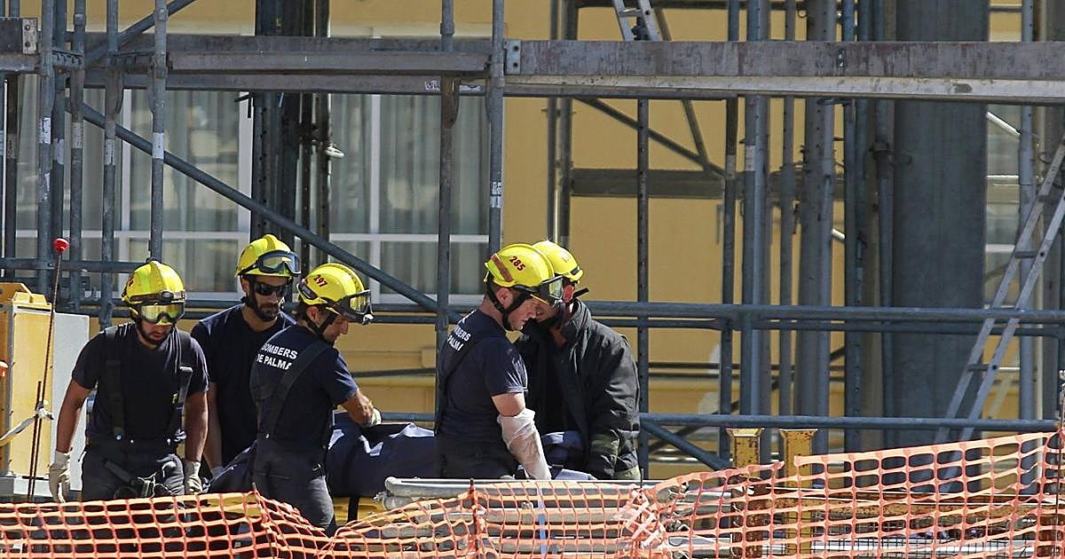 Al menos dos muertos y 24 heridos en el incendio de un bloqu