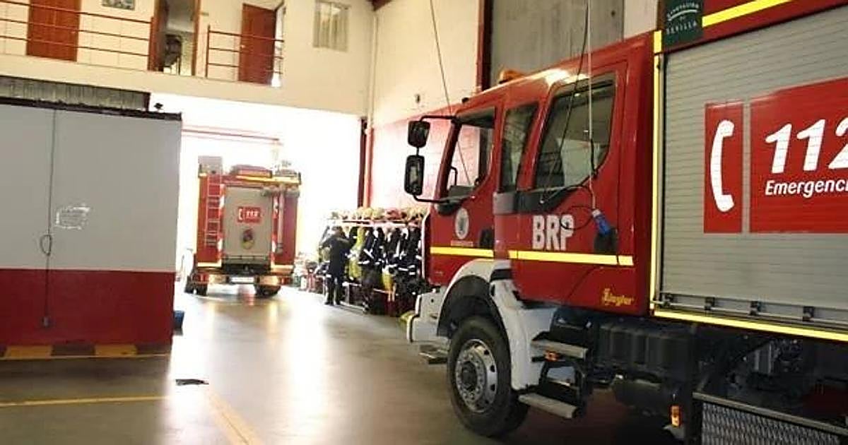 Arde el salón de una vivienda en un incendio en el Sector Su