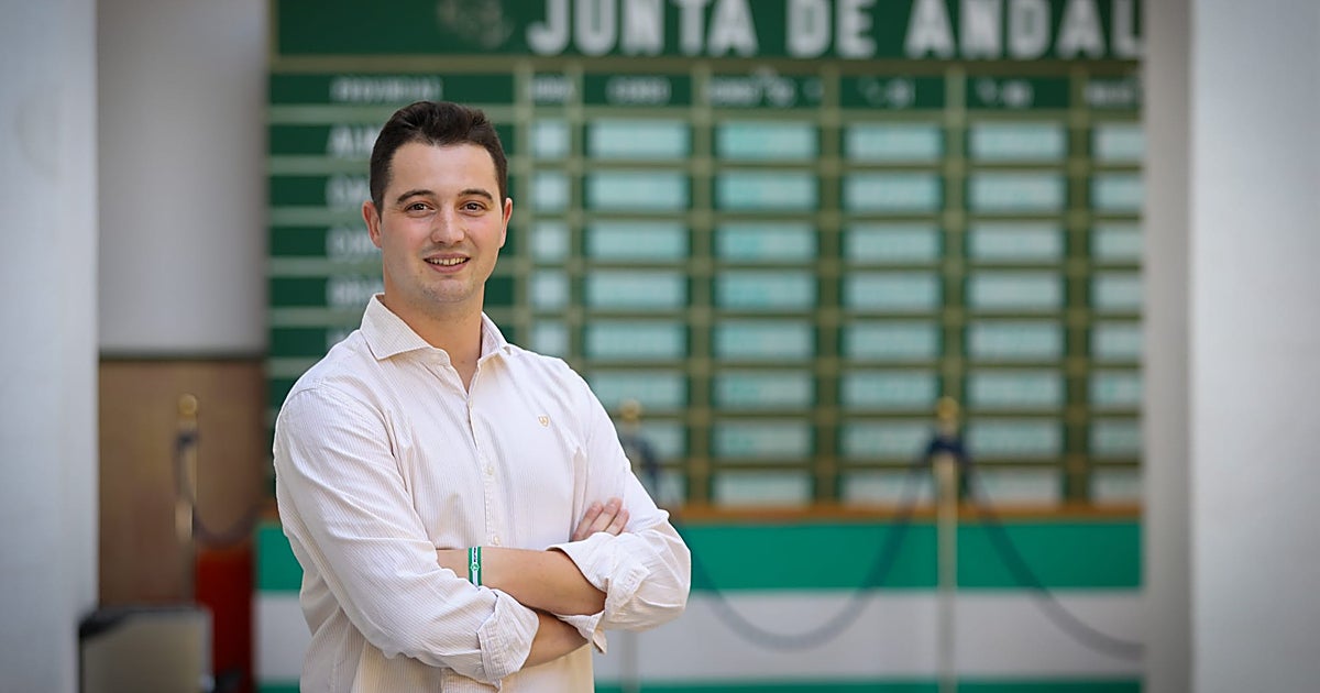 Javier Montes, diputado más joven del Parlamento andaluz: «E