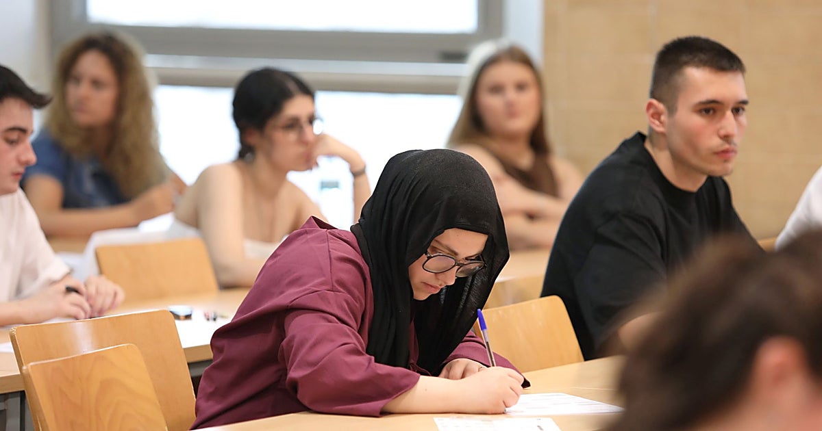 El 96,87% de los alumnos aprueba la PAU en Castilla-La Mancha: solo 278 suspenden