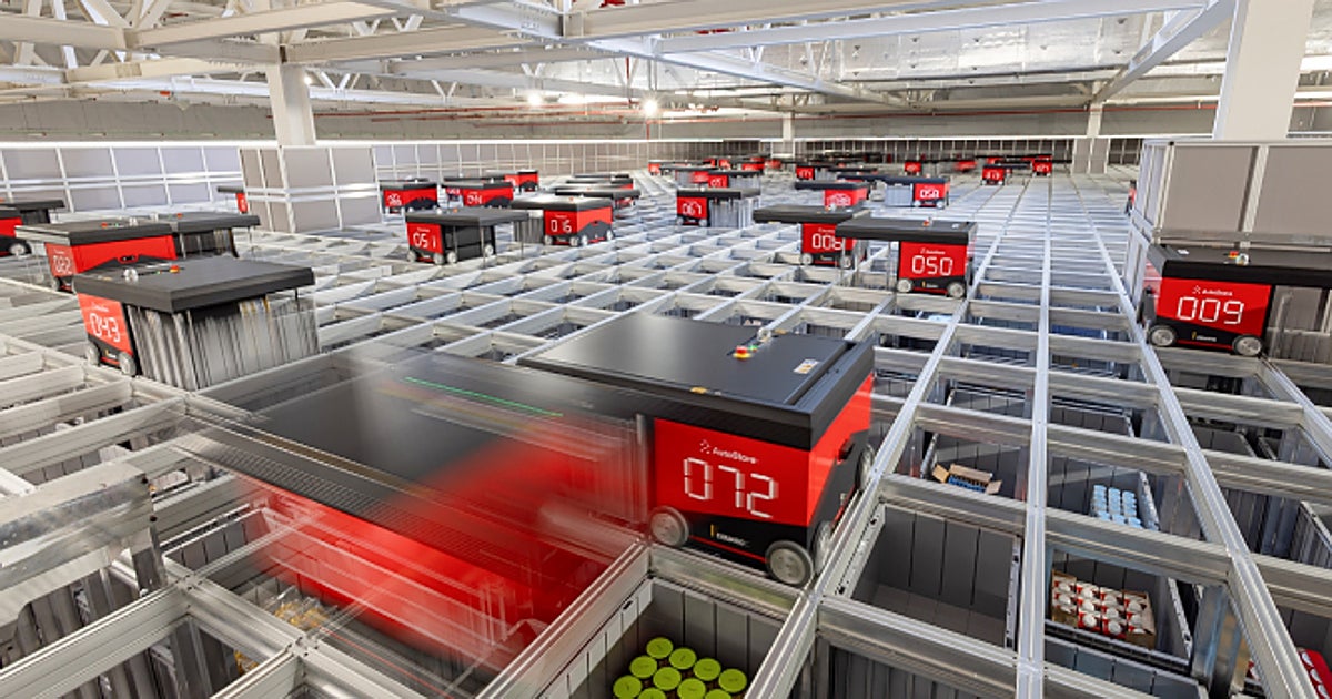 Mercadona abre en Vallecas su mayor colmena con 70 robots y una inversión de 54 millones