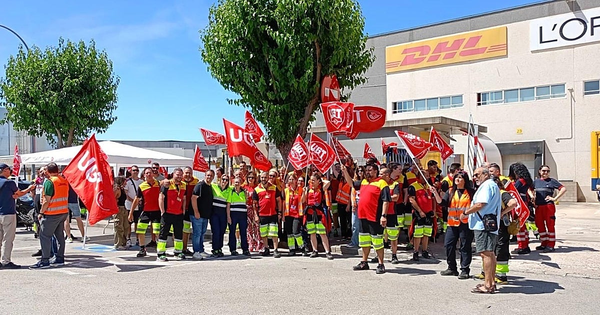 «Seguimiento masivo» de la huelga parcial del centro de L Oreal de Quer (Guadalajara)