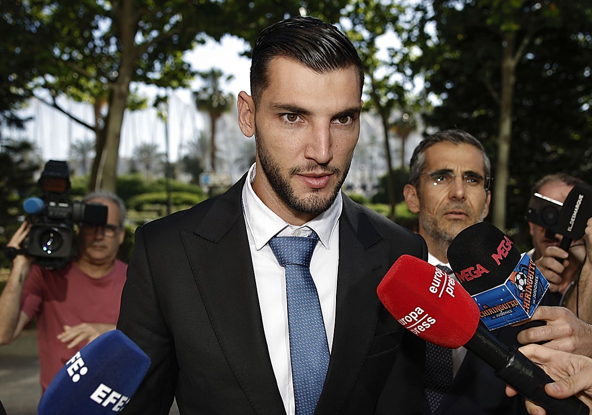 Condenan A Rafa Mir A Ocho A os Y Medio De C rcel Por Agredir condenan-a-rafa-mir-a-ocho-a-os-y-medio-de-c-rcel-por-agredir