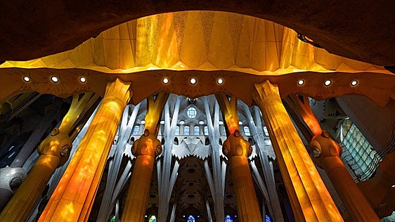 Las canciones de Peter Gabriel y The Alan Parsons Project que se adelantaron a las 84 campanas de la Sagrada Familia
