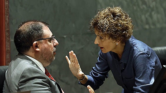 Chivite propone que el euskera sea reconocido como «lengua propia» de Navarra en el estatuto