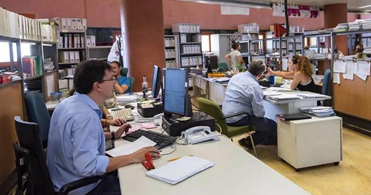¿Qué es la desregulación que Vox ve prioritaria al negociar con el PP en Andalucía?