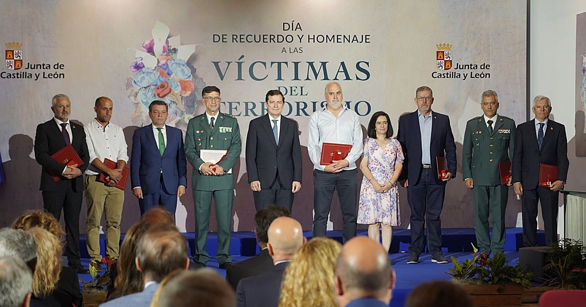 Mañueco anuncia un «plan cuatrienal» de apoyo a los víctimas del terrorismo