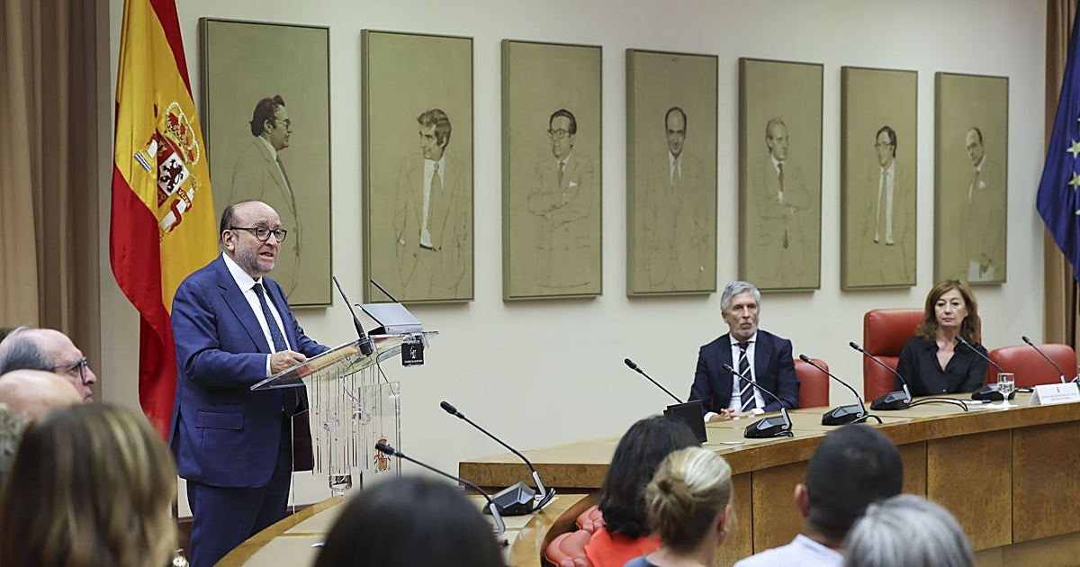 El Congreso homenajea a las víctimas del terrorismo: «Existe una deuda moral con ellas»