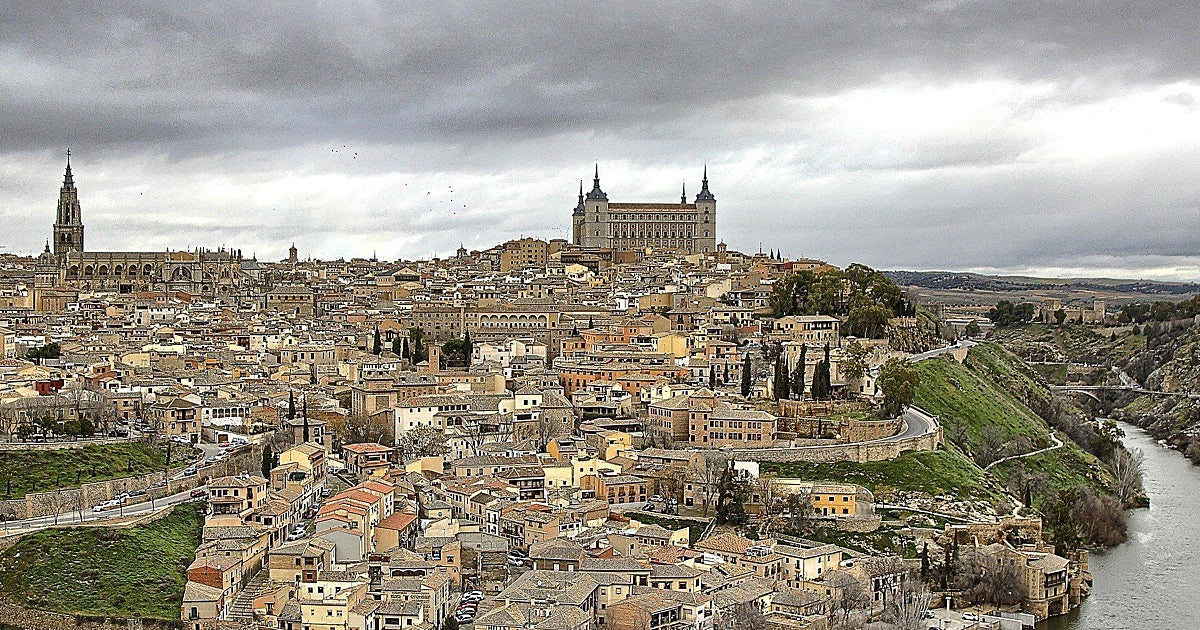 Toledo insta al Ministerio de Transportes a garantizar la parada del AVE en la ciudad