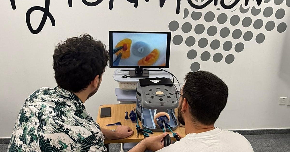 Profesionales de Cirugía de Cuenca se forman en cirugía laparoscópia avanzada a través de un curso pionero