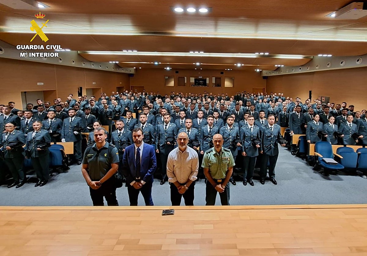 Imagen de los guardias civiles en prácticas que se incorporan a la Comandancia de Valencia