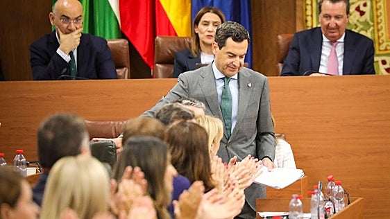 Debate de investidura de Juanma Moreno, en directo: el candidato del PP no logra la mayoría absoluta en la primera votación