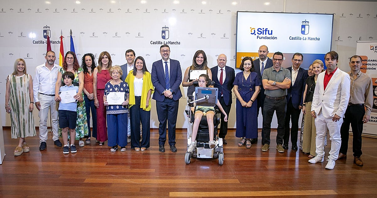 Castilla-La Mancha impulsa el talento artístico de personas con discapacidad con cinco becas SuperArte