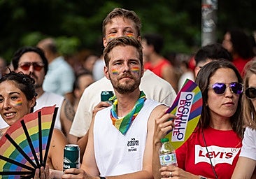 Orgullo de Madrid 2026: horario, recorrido y cortes de tráfico por el desfile de carrozas