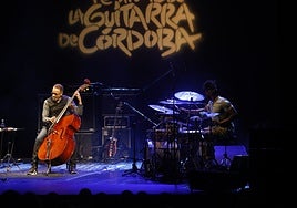 El emocionante despliegue musical de Stanley Clarke en el Festival de la Guitarra de Córdoba, en imágenes