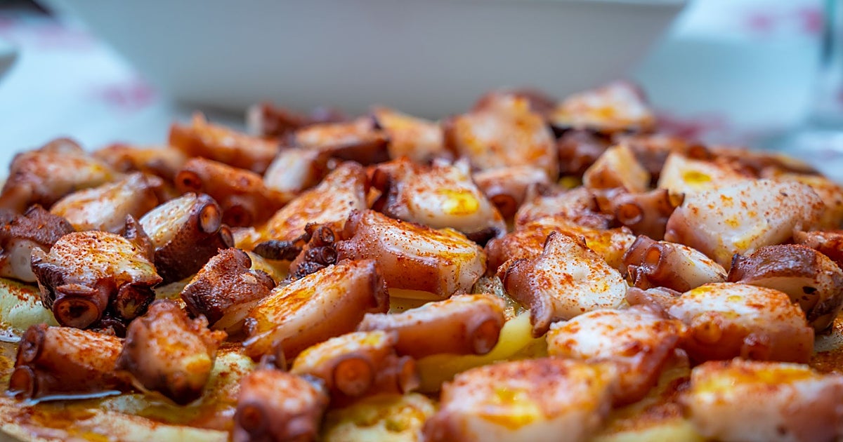 Este sábado tienes una cita en Mugardos: arranca la 34ª edición de su mítica Fiesta del Pulpo