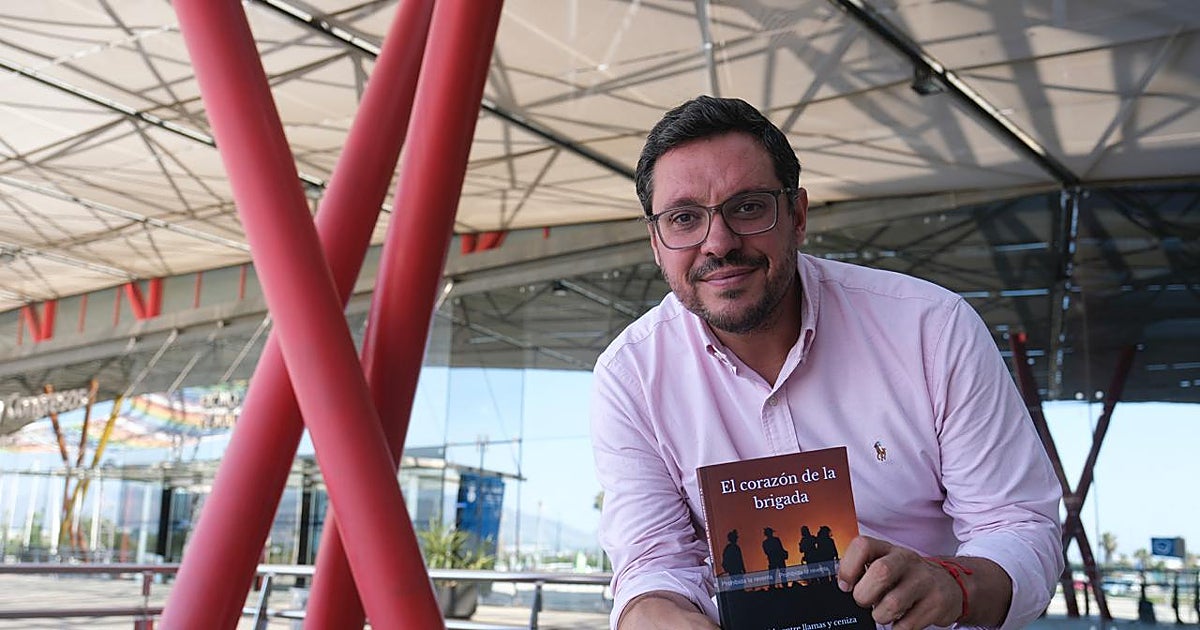 Juan José Madueño: «Los bomberos forestales no son un código, sino personas que se juegan la vida»