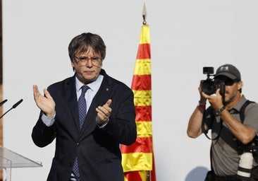 La Audiencia de Barcelona ordena reabrir la investigación contra tres mossos por la fuga de Puigdemont