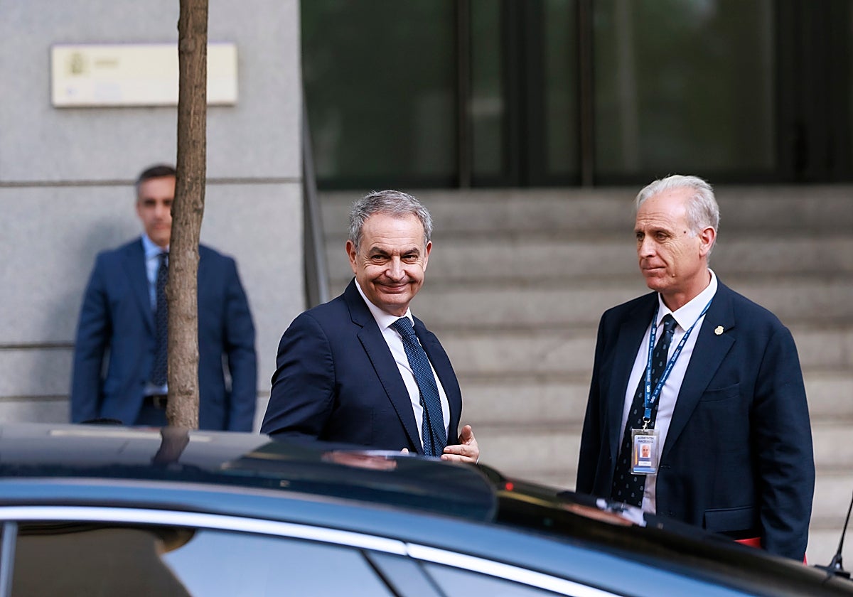 El juez quiere saber si Zapatero comió con Sánchez antes del rescate de Plus Ultra