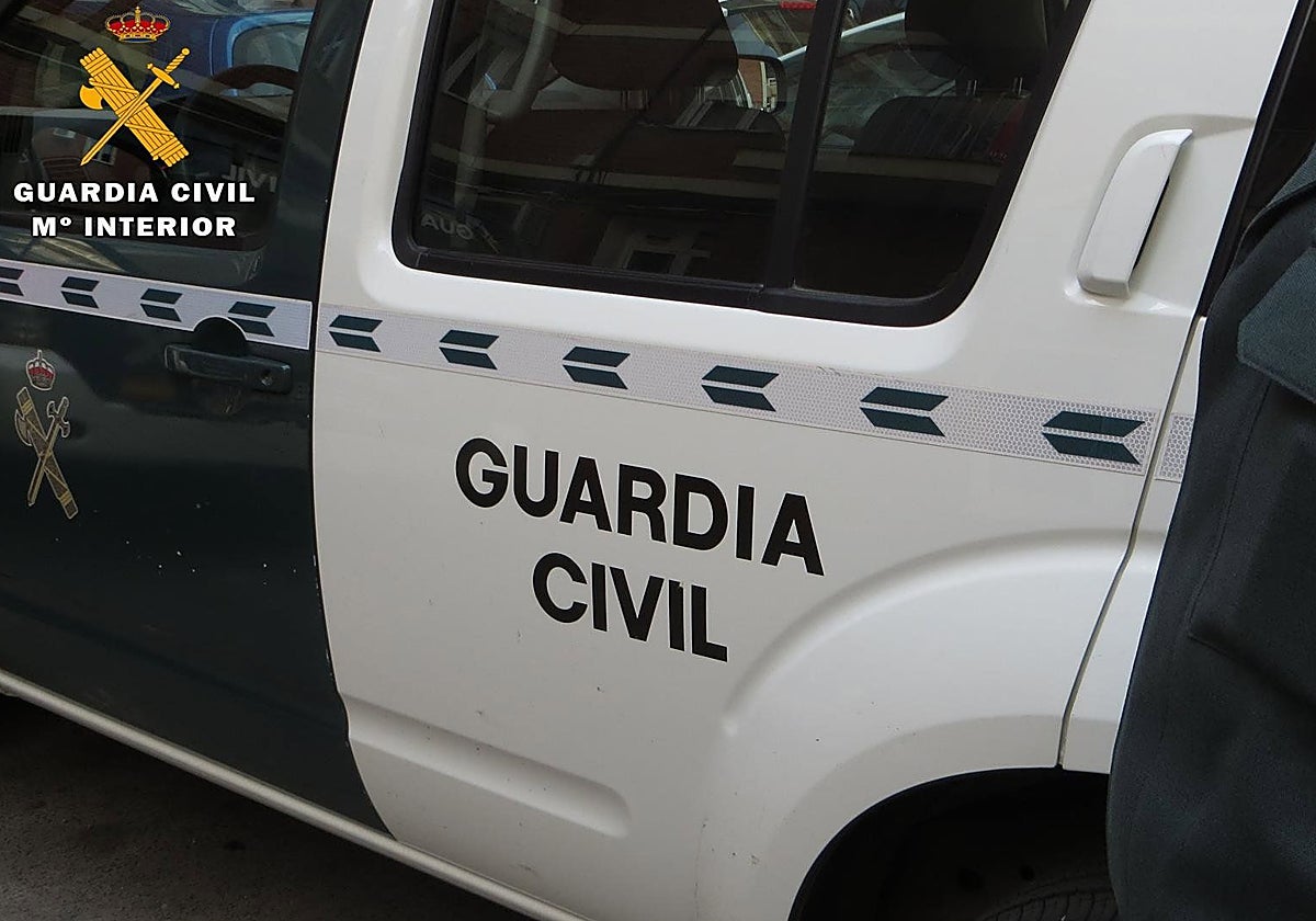 Hasta el lugar de los hechos se desplazaron agentes de la Guardia CIvil.