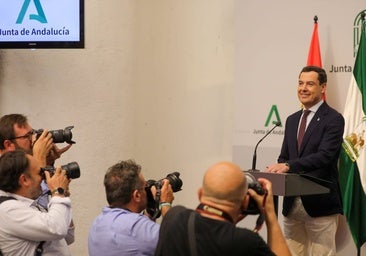 Moreno se pertrecha ante Vox con Sanz y España como vicepresidentes