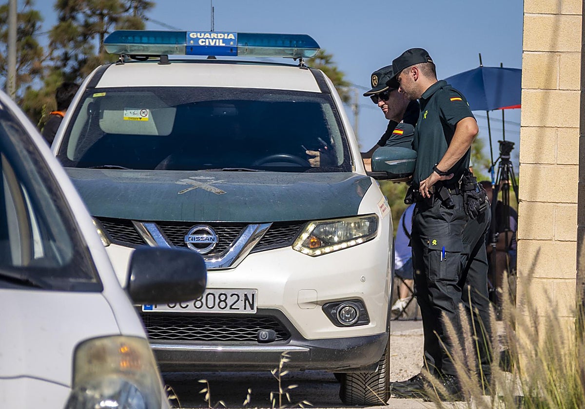 Investigan el hallazgo de un cadáver con signos de violencia en un chalé de lujo en Torrevieja