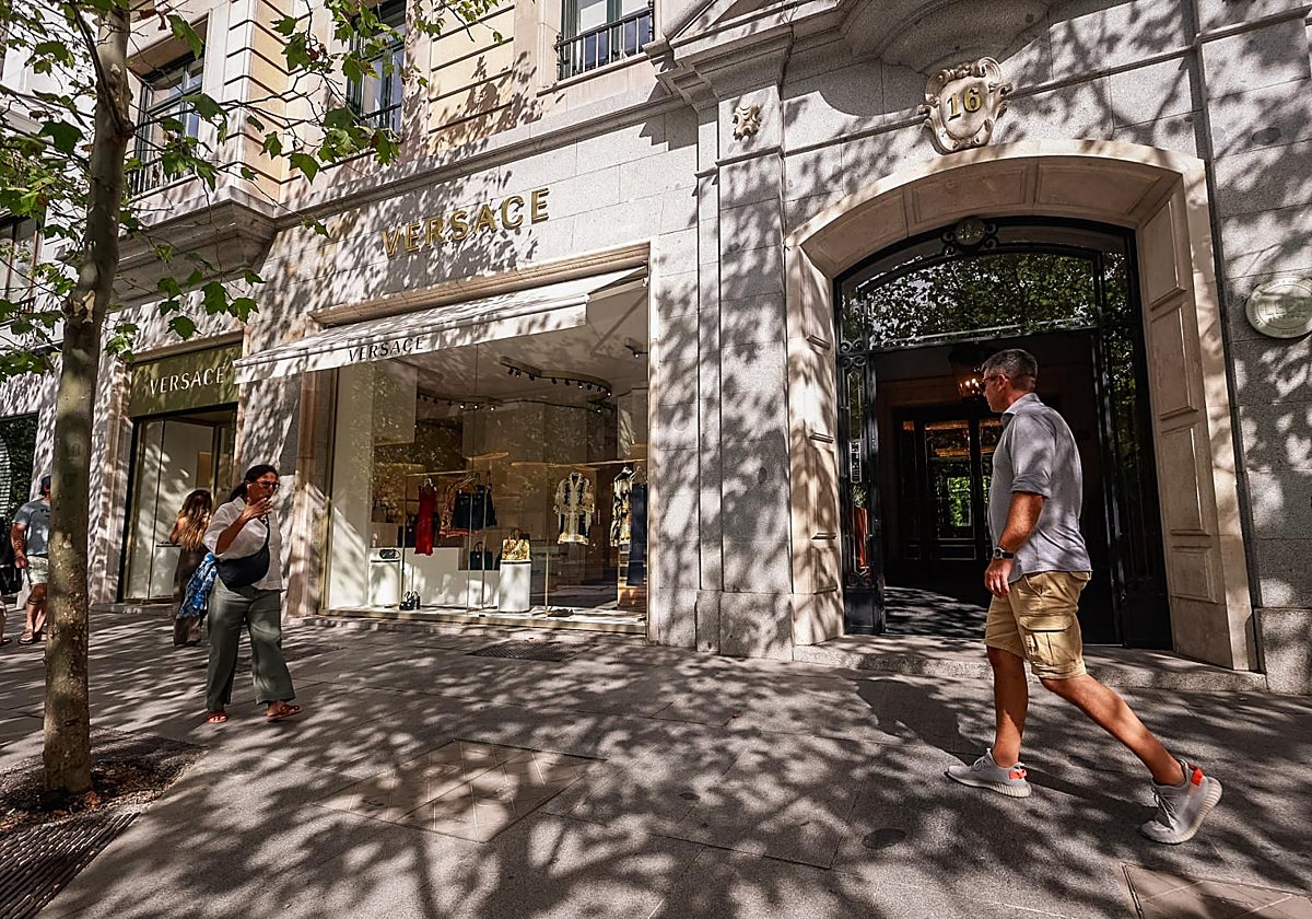 Madrid se lanza a exprimir la llegada del turista mexicano, un negocio de más de 2.000 millones de euros al año