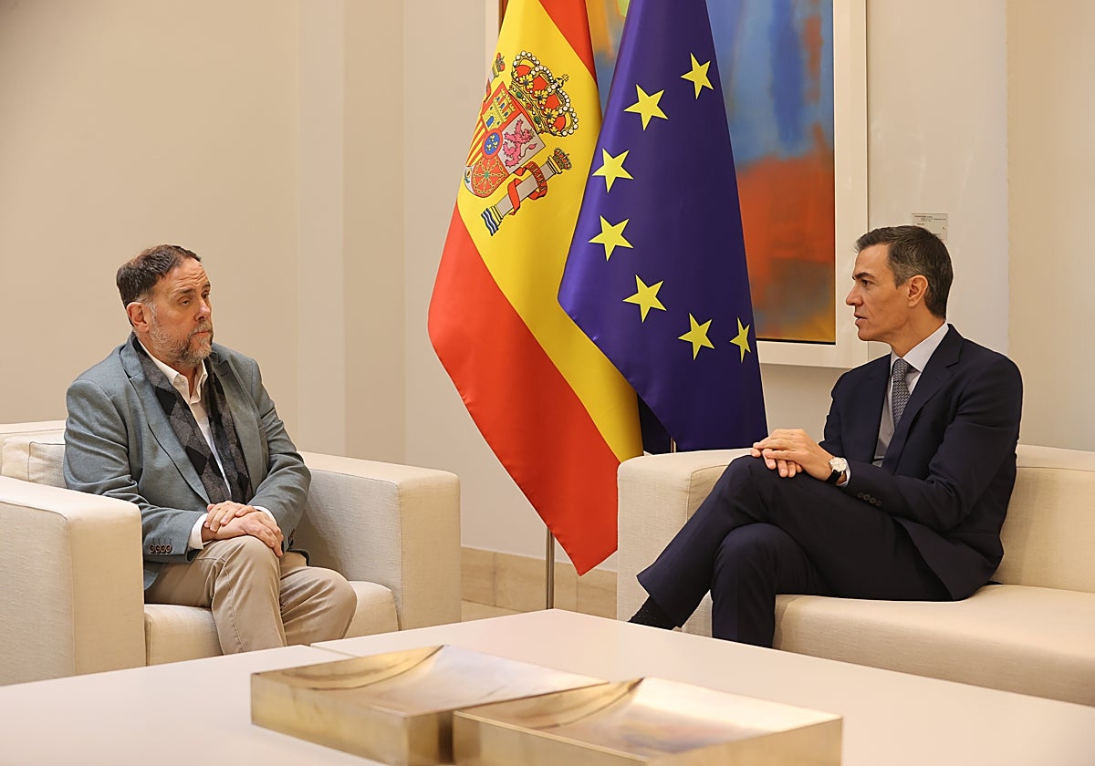 Sánchez y Junqueras intensifican sus contactos orillando a Rufián