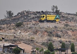 Aumentan a diez los desaparecidos en el incendio de Almería