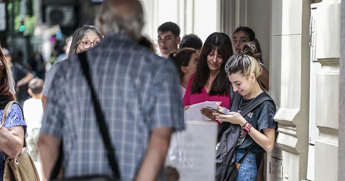 Ofensiva de Vox en Europa y parlamentos autonómicos contra la  ley de nieto de Sánchez