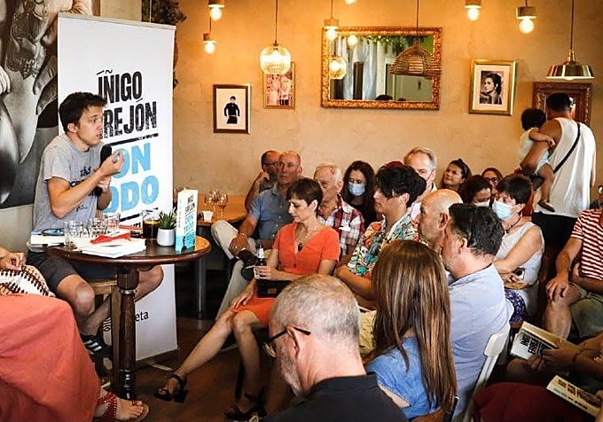 La Huella Vegana acogió en 2022 la presentación del libro de Íñigo Errejón