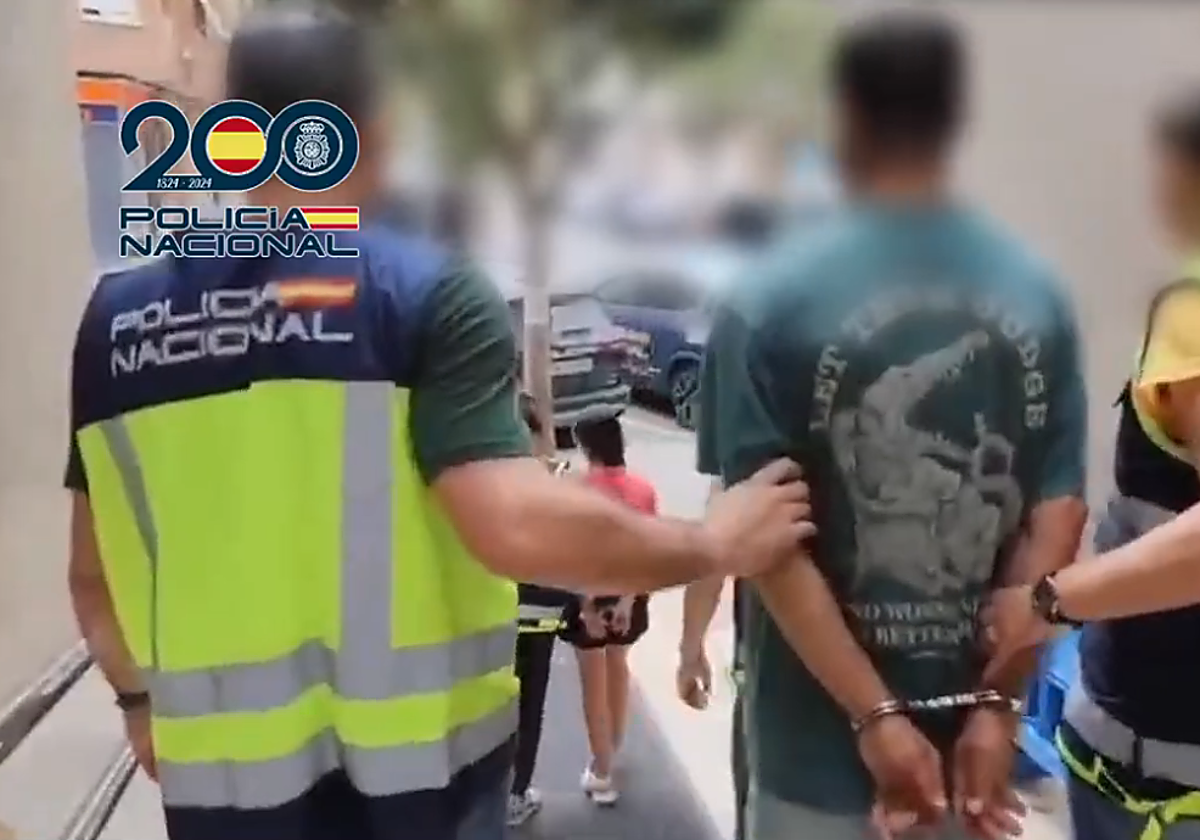 Oculta en una bolsa de deporte: cuatro detenidos por el robo de una bebé en el hospital de Gandía