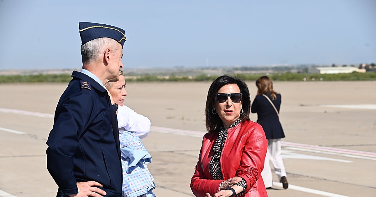 Robles, única ministra inédita en la sala de prensa de Moncloa en esta legislatura