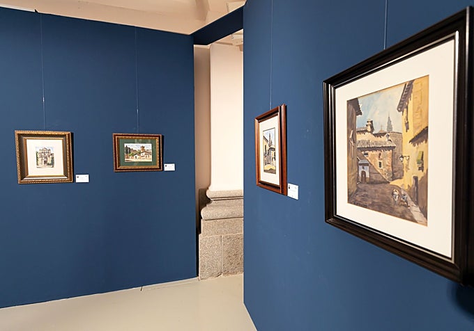 Distintos enclaves de Toledo pintados por Francisco Medina, que han podido contemplarse este mes en el Centro Cultural San Marcos.
