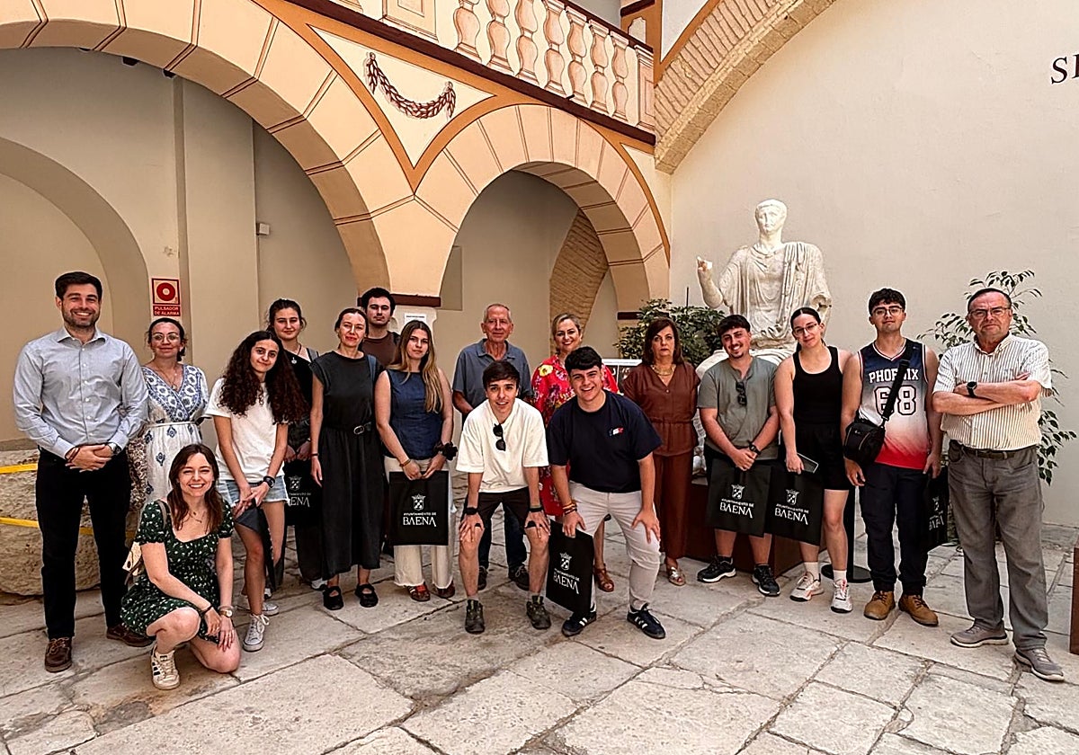 https://s1.abcstatics.com/abc/www/multimedia/espana/2026/07/14/torreparedones-arqueologia-experimental-RxRJFaz0mD4TxSQ3FSrf9YO-1200x840@diario_abc.jpg