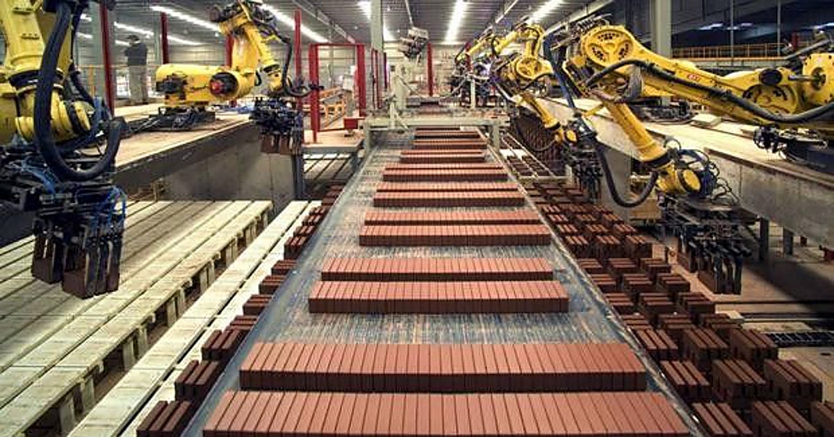 El sector de las tejas y ladrillos crece un 5% hasta los 755 millones y reclama un papel «más destacado» ante los retos de la vivienda