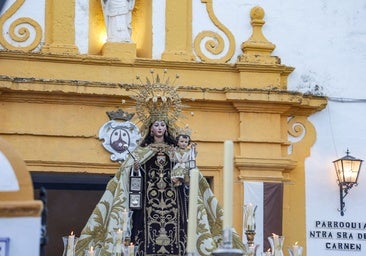 La Virgen del Carmen de Puerta Nueva, en su procesión, en imágenes