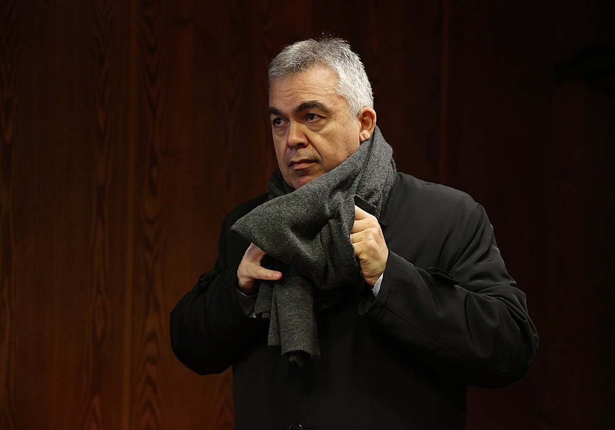 La UCO dice que los ingresos de Cerdán se dispararon en la «etapa ministerial» de Ábalos y tras su ascenso en el PSOE