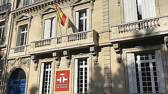 Investigadores piden revertir la cesión del palacete de París al PNV: «Se compró con dinero de la Segunda República»