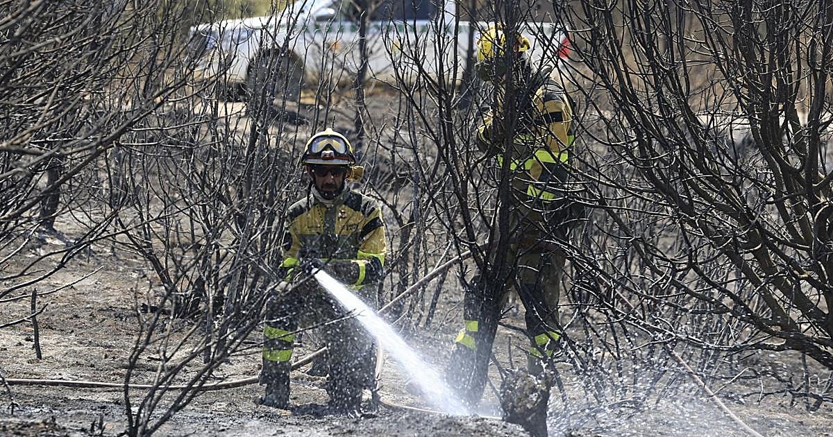 Dan por estabilizado el incendio de Zaragoza tras arrasar 14.400 hectáreas